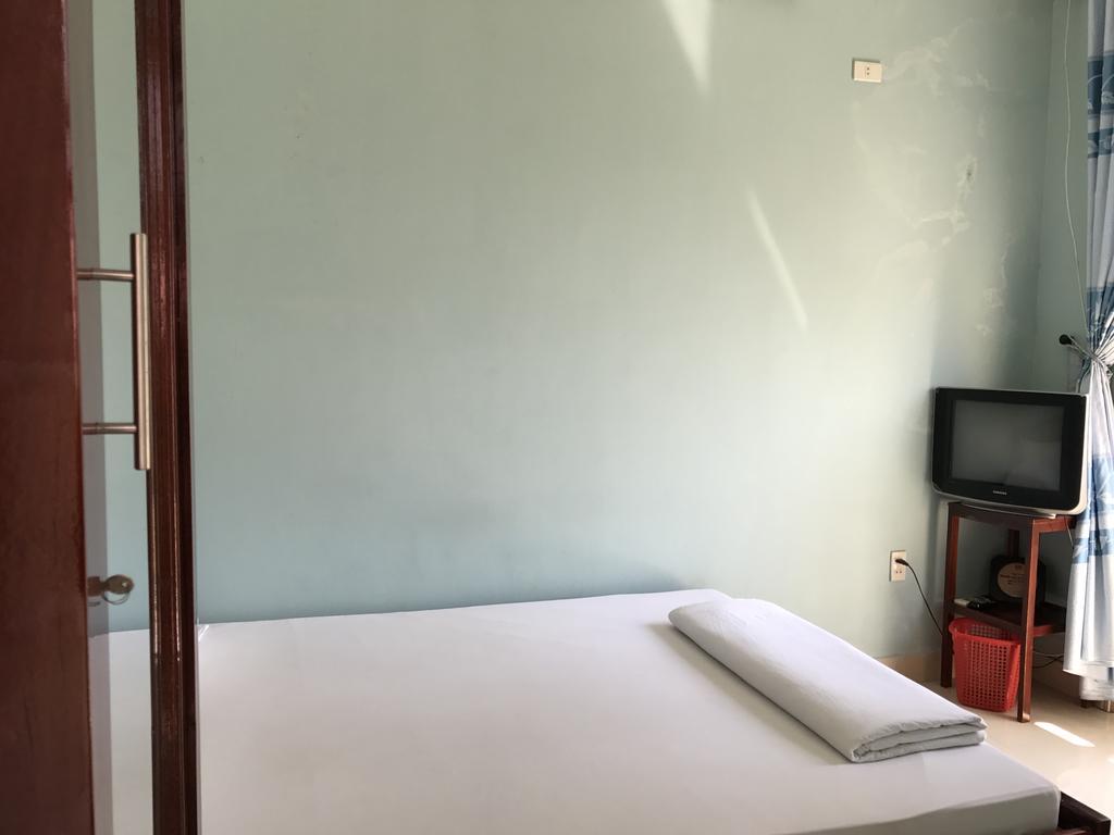 Hoa Cuc Xanh Mini Hotel Хюе Екстер'єр фото