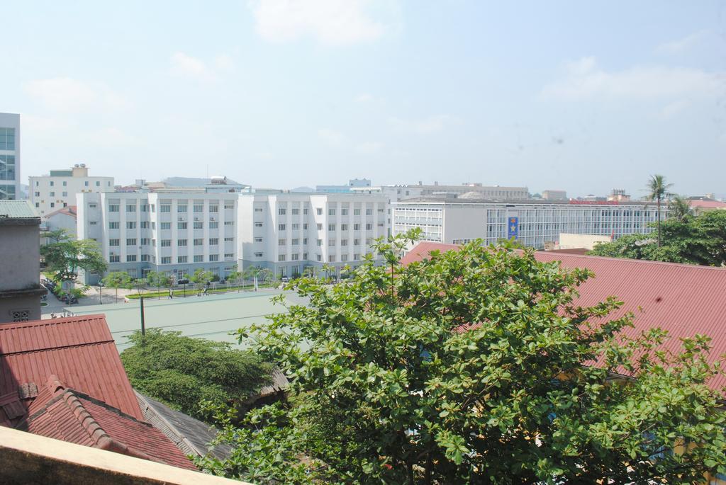 Hoa Cuc Xanh Mini Hotel Хюе Екстер'єр фото
